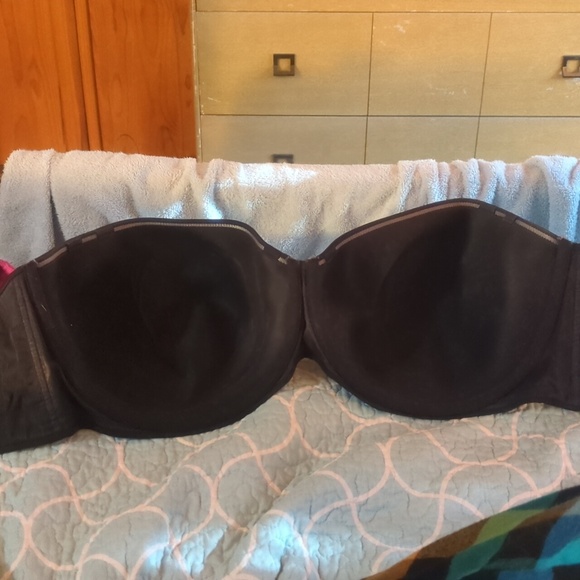 42H Cacique black strapless bra - Picture 2 of 3